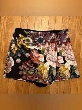 Express Floral Faux Wrap Skort Size 14